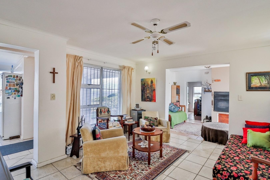 4 Bedroom Property for Sale in De Kelders Western Cape